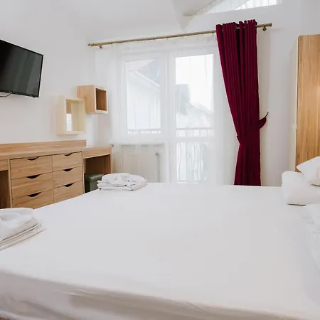 Arkada Sanatorium Hotel *